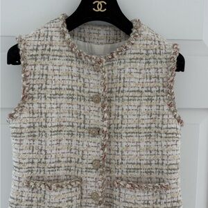 CHANEL Multicolor Tweed Vest